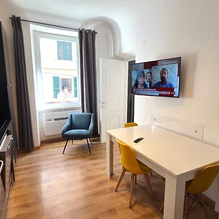 아파트 Pineda Apartment